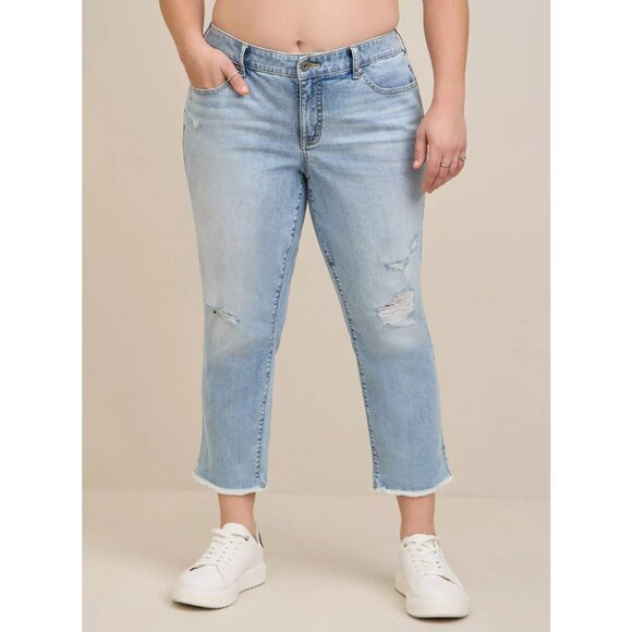 Torrid Crop Boyfriend Straight Vintage Stretch Mid-Rise Jean, Plus Size 16 - Picture 4 of 7